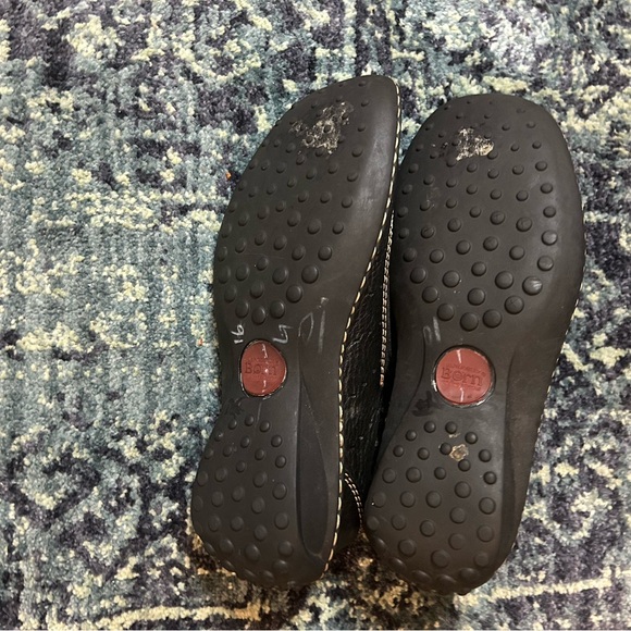 BORN Casual Black Leather Slip On Shoes Sz 6 - Picture 8 of 10